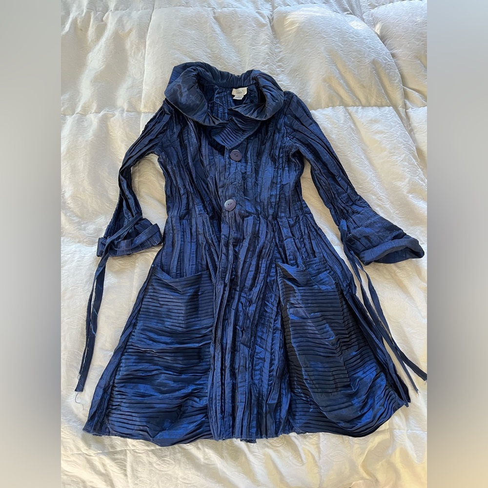 Vintage Dorman Elegant Blue Textured Coat size small / medium